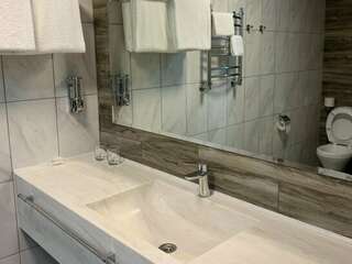 Гостиница Порт Весьегонск Весьегонск Двухместный номер с террасой-10